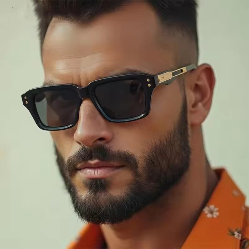 Lunettes Carrées Rivet Classiques – Style Vintage & Punk